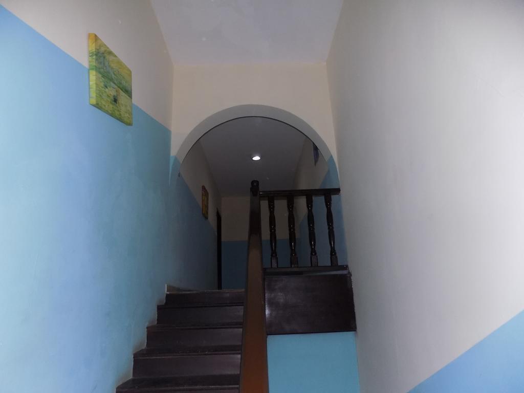 Posh Apartments And Hotel Ikeja Buitenkant foto