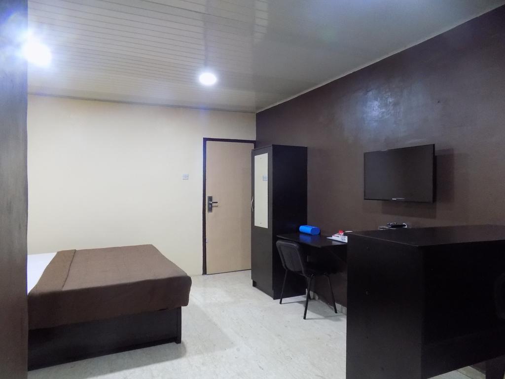 Posh Apartments And Hotel Ikeja Buitenkant foto