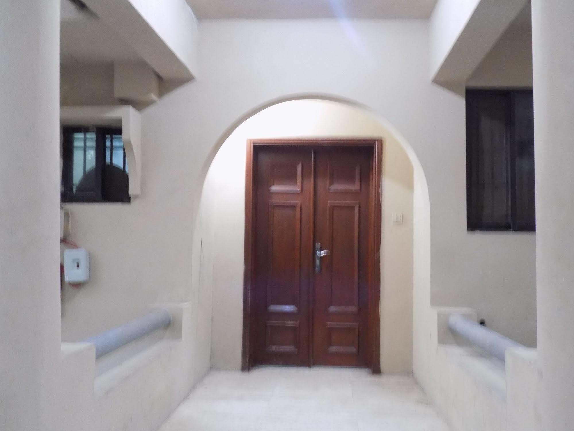 Posh Apartments And Hotel Ikeja Buitenkant foto